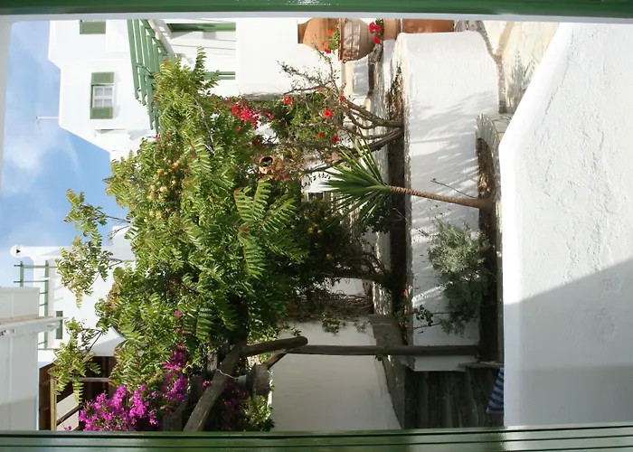 ホテル Adonis & 3*