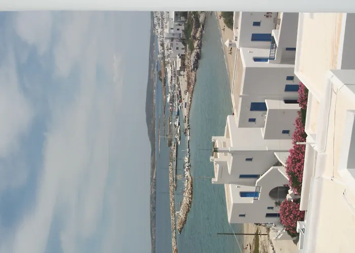 Adonis & ホテル 3*