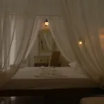 Adonis & ホテル ナウサ
