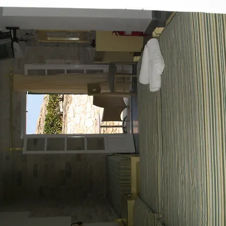 Adonis Studios&apartments 3*