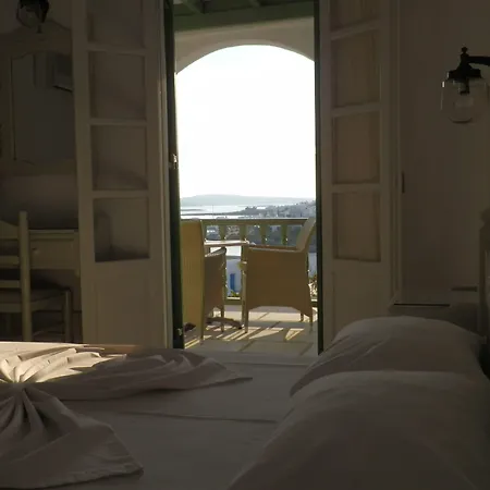 Adonis Studios&apartments Hotel