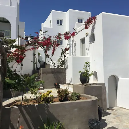 Adonis Studios&apartments Hotel 3*