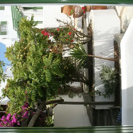 Hotel Adonis Studios&apartments 3*