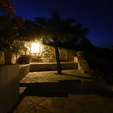 Adonis Studios&apartments