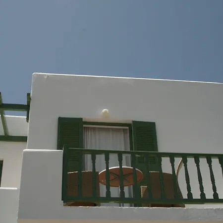 Adonis Studios&apartments 3*