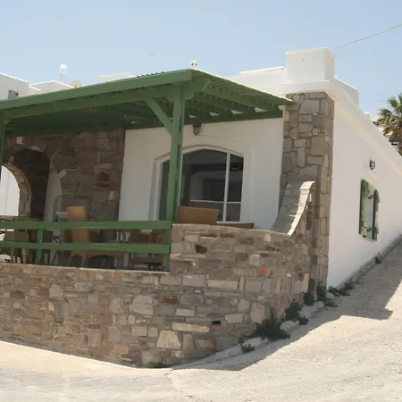 Hotel Adonis & Naousa (Paros)