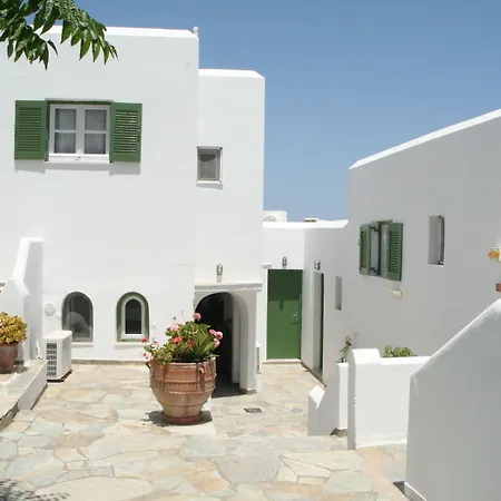 Hotel Adonis Studios&apartments 3*