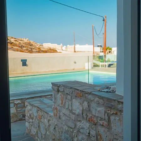 Adonis Studios&apartments 3*